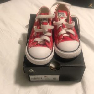 Converse infant